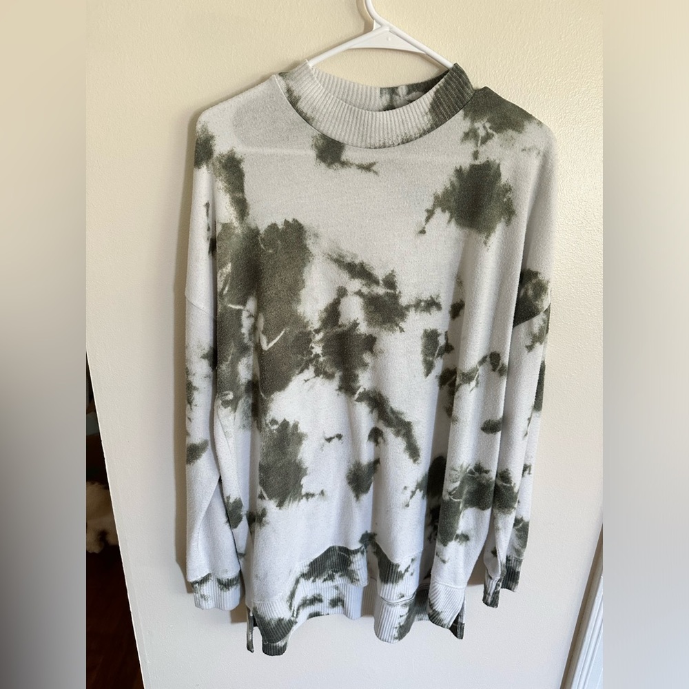 New Connections Top size large